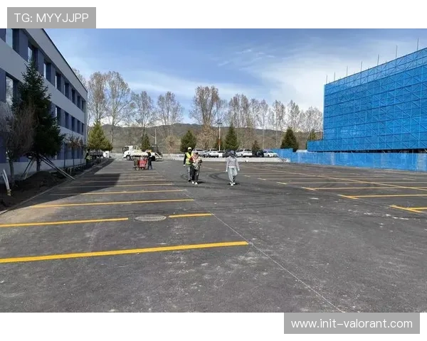 巴甲公益项目走进贫民窟，捐赠万件运动器材